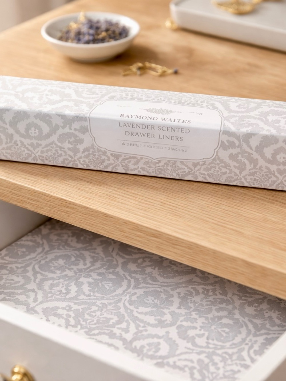 NWT Raymond Waites NWT Raymond Waites lavender scented drawer liners perfect